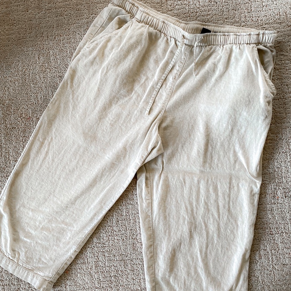 Erika Linen Blend Drawstring Capri’s Size Large
